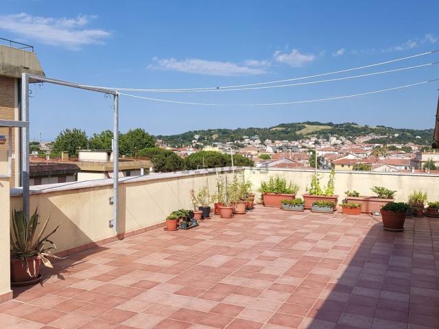 Appartamento in vendita di 98 m² in Via Ettore Mancini