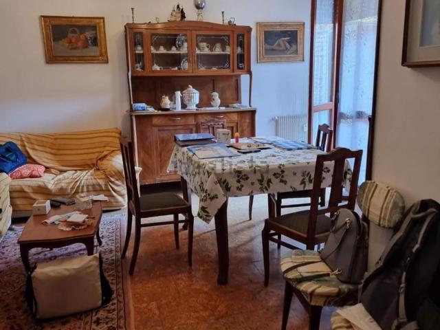 Appartamento in vendita di 98 m² in Via Felice Cavallotti