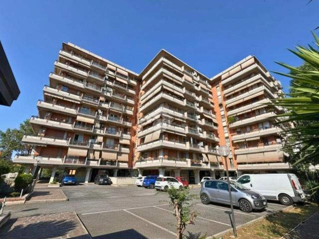 Appartamento in vendita di 98 m² in Via Fiume Bianco, 5