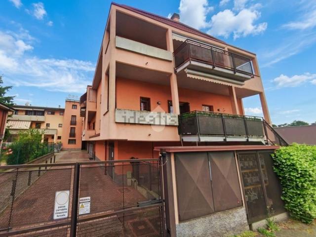 Appartamento in vendita di 98 m² in Via Fratelli Bandiera, 15