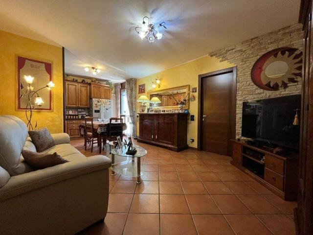Appartamento in vendita di 98 m² in Via G. Marconi, 37