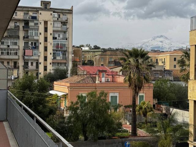 Appartamento in vendita di 98 m² in Via Gaetano Donizetti, 105