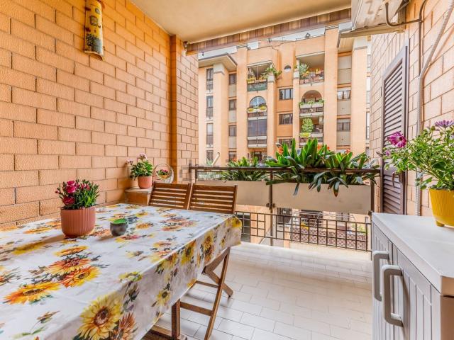 Appartamento in vendita di 98 m² in Via Generale Mario Pezzi