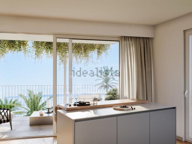 Appartamento in vendita di 98 m² in Via Giovanni Vesco, 39
