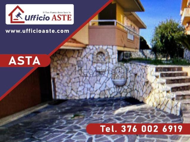 Appartamento in vendita di 98 m² in Via Giove