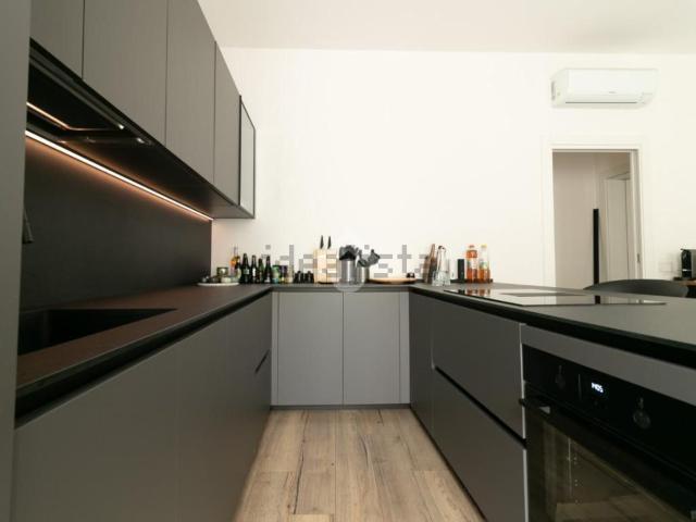 Appartamento in vendita di 98 m² in Via Giorgio Regnoli, 55