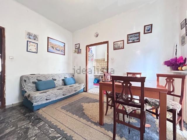 Appartamento in vendita di 98 m² in Via Giosuè Carducci, 8