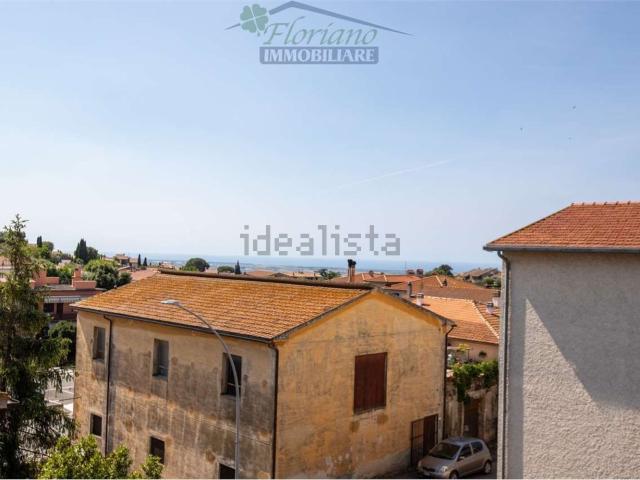 Appartamento in vendita di 98 m² in Via Giacomo Puccini