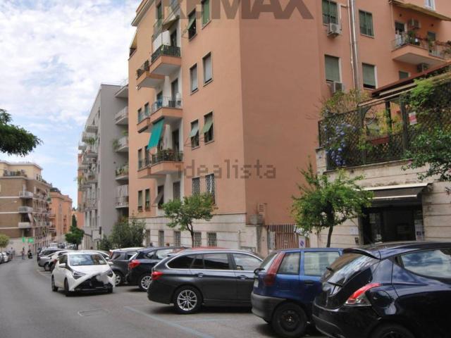 Appartamento in vendita di 98 m² in Via Gian Luca Squarcialupo, 3
