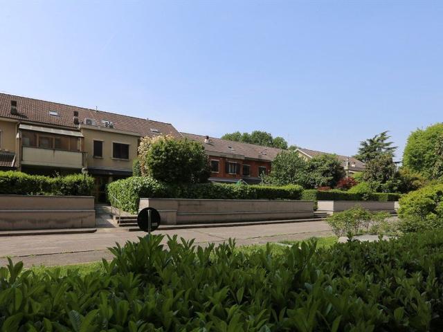 Appartamento in vendita di 98 m² in Via Giuseppe di Vittorio