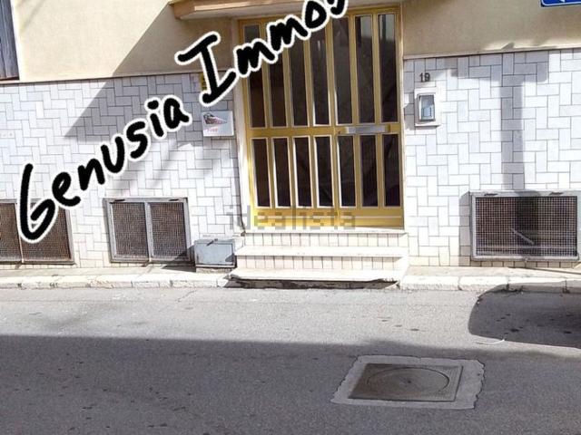 Appartamento in vendita di 98 m² in Via II Giugno, 15