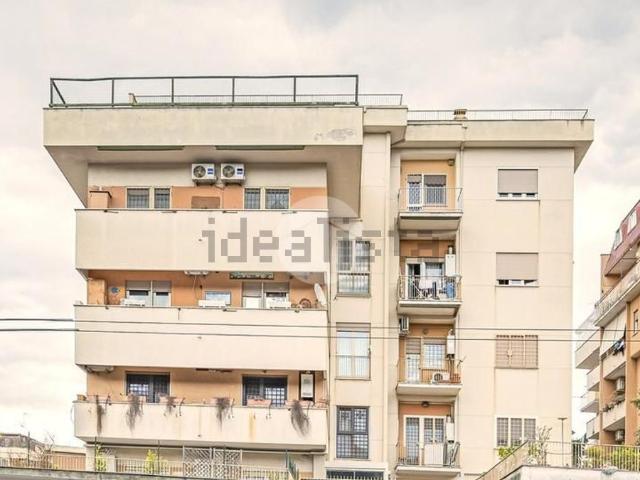 Appartamento in vendita di 98 m² in Via Laurentina, 605
