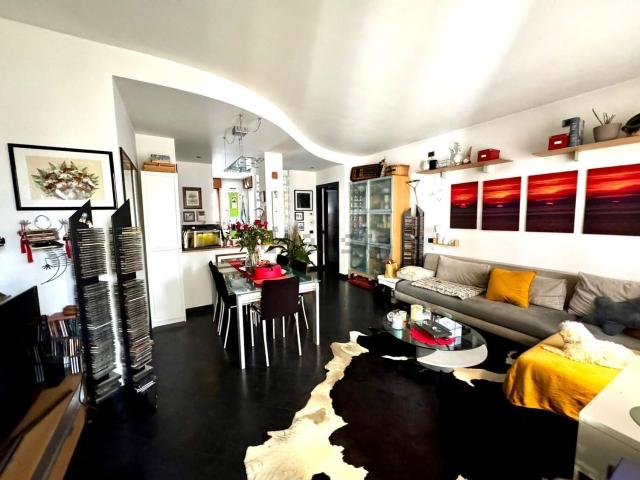 Appartamento in vendita di 98 m² in Via Leonardo da Vinci, 16
