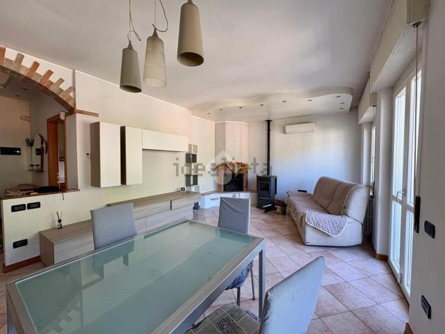 Appartamento in vendita di 98 m² in Via Lunga, 6