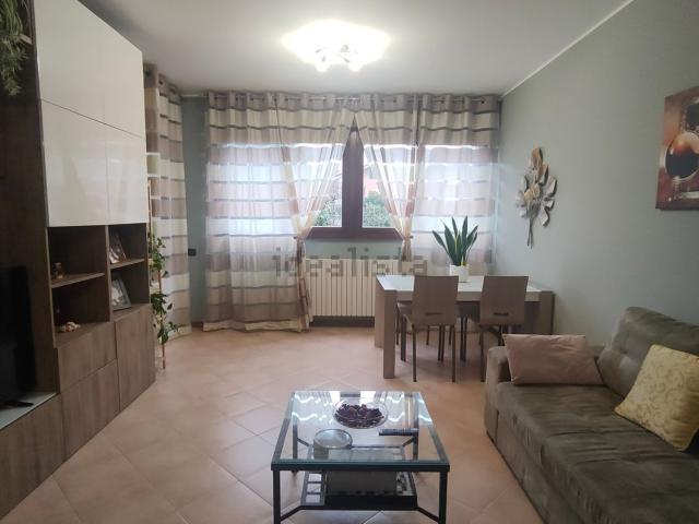 Appartamento in vendita di 98 m² in Via Luigi Cadorna, 8