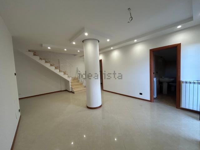 Appartamento in vendita di 98 m² in Via Madre Teresa di Calcutta