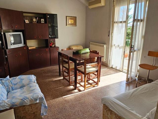 Appartamento in vendita di 98 m² in Via Martiri della Libertà, 17