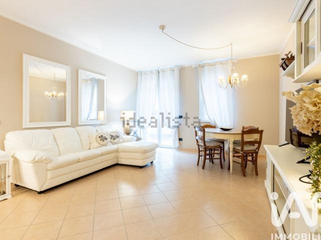 Appartamento in vendita di 98 m² in Via Michelangelo Buonarroti