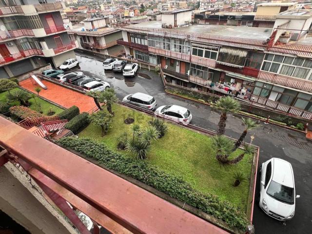 Appartamento in vendita di 98 m² in Via Michelangelo Buonarroti, 13