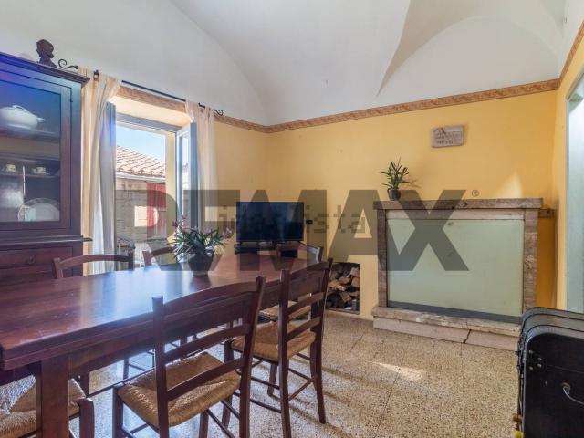 Appartamento in vendita di 98 m² in Via Montebello, 32