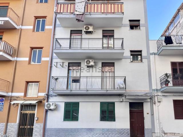 Appartamento in vendita di 98 m² in Via Nicolò Buscemi, 13