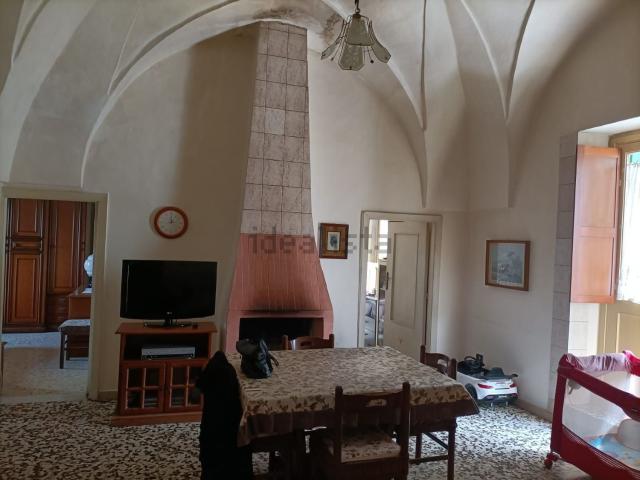 Appartamento in vendita di 98 m² in Via Oberdan, 37