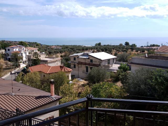 Appartamento in vendita di 98 m² in Via Orto Pucci, 1
