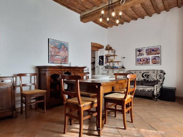 Appartamento in vendita di 98 m² in Via Pantaneto, 6