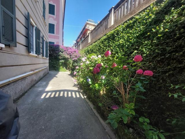 Appartamento in vendita di 98 m² in Via Paolo Zunino