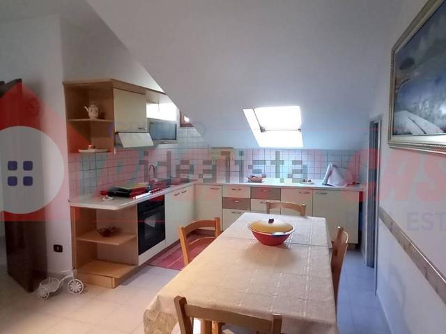 Appartamento in vendita di 98 m² in Via Padre Luca, 10