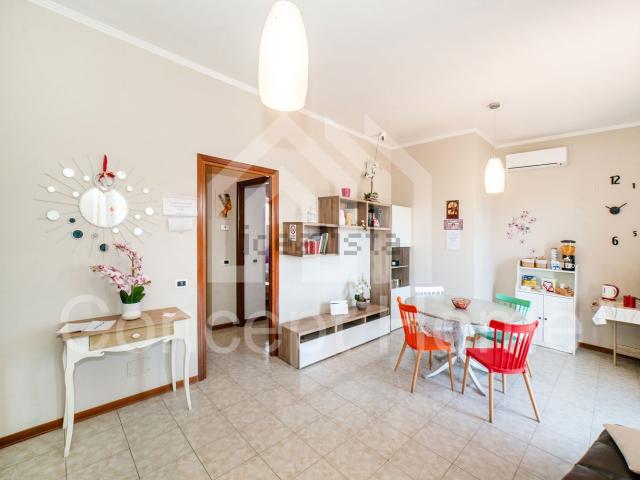 Appartamento in vendita di 98 m² in Via Papa Pio IX, 25