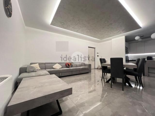 Appartamento in vendita di 98 m² in Via Pianette, 68