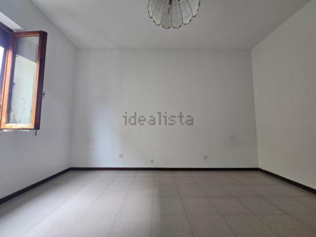 Appartamento in vendita di 98 m² in Via Provinciale Sud, 53040