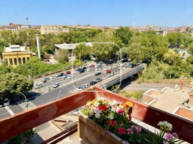 Appartamento in vendita di 98 m² in Via Quirino Majorana, 178