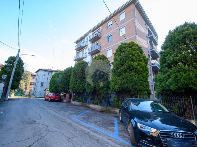 Appartamento in vendita di 98 m² in Via Raffaello Motta, 10