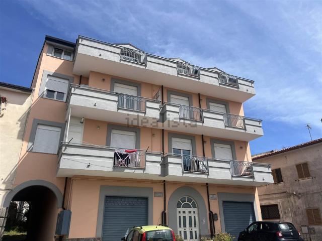 Appartamento in vendita di 98 m² in Via San Leonardo
