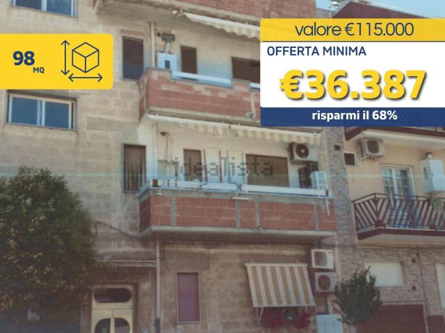 Appartamento in vendita di 98 m² in Via Sardegna