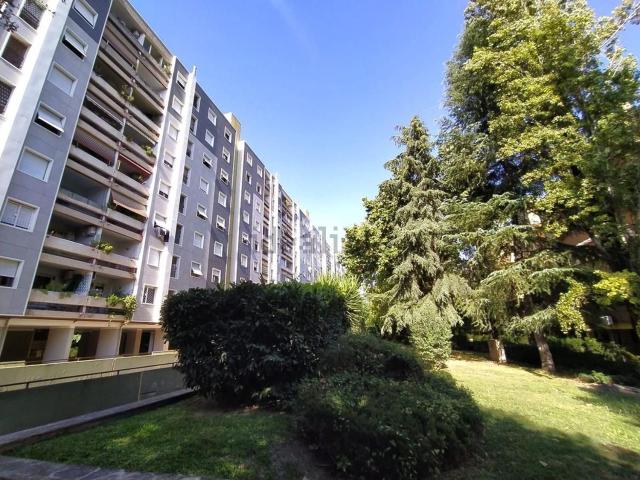 Appartamento in vendita di 98 m² in Via Spinoza, 71