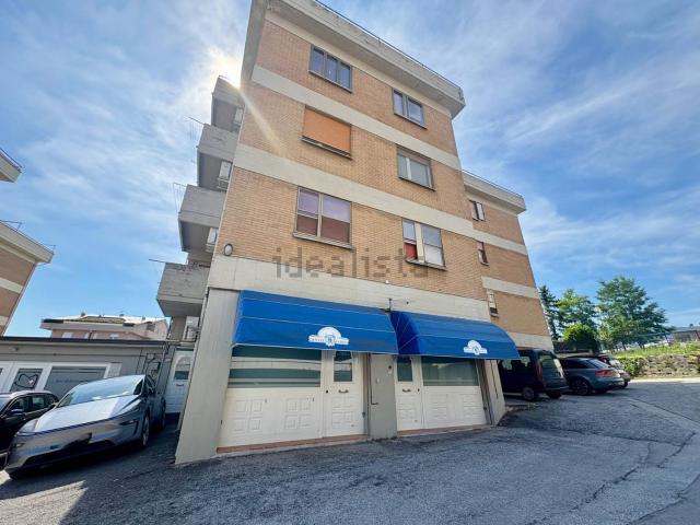 Appartamento in vendita di 98 m² in Viale Martiri della Libertà, 60