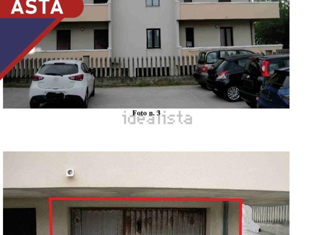 Appartamento in vendita di 98 m² in Viale delle Regioni, 64