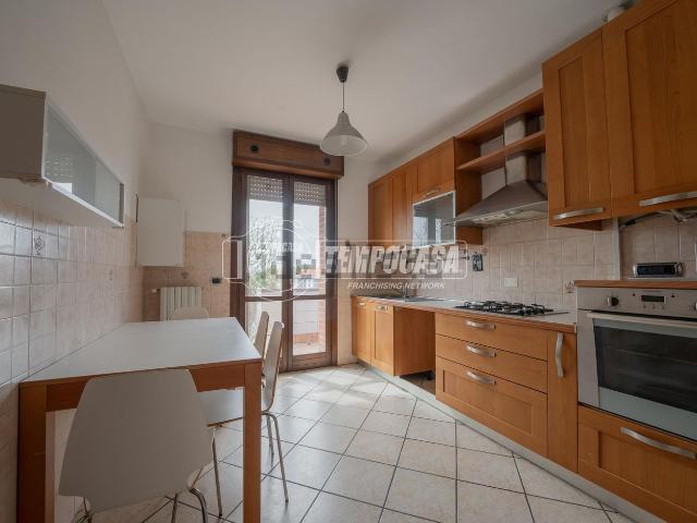 Appartamento in vendita di 98 m² in Viale G. Marconi, 22
