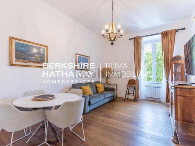 Appartamento in vendita di 98 m² in Viale Giulio Cesare, 118