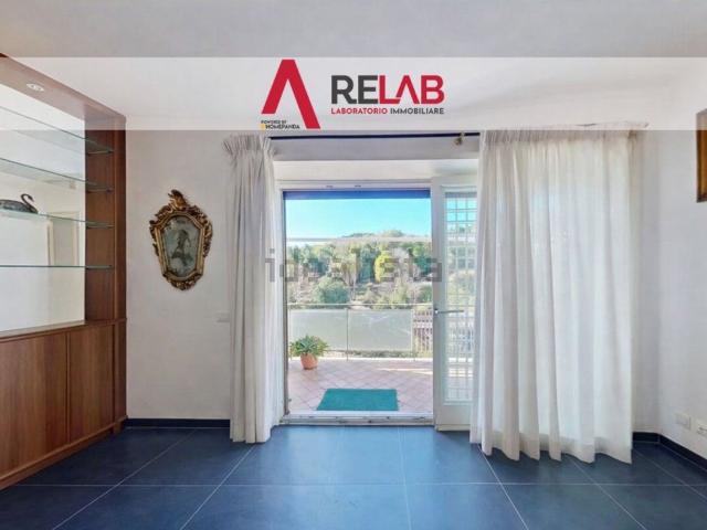 Appartamento in vendita di 98 m² in Viale Platone, 15