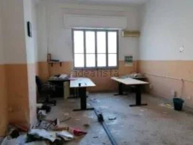 Appartamento in vendita di 990 m² in Via Mascalucia