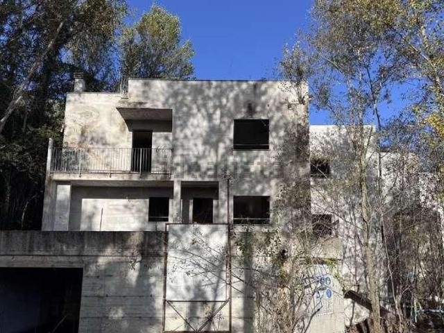 Appartamento in vendita di 993 m² in Via Copparoni
