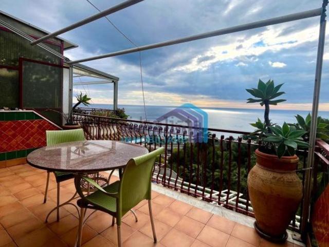 Appartamento in vendita di 99 m² in Contrada Sillemi