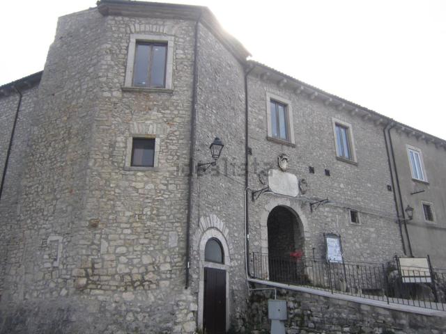 Appartamento in vendita di 99 m² in Piazza Giusto Girardi