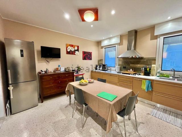 Appartamento in vendita di 99 m² in Strada del Pasubio