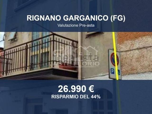 Appartamento in vendita di 99 m² in Via Umberto Giordano, 37