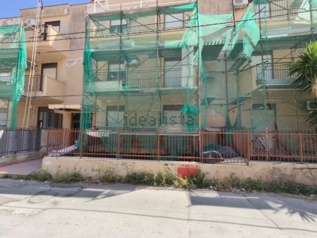 Appartamento in vendita di 99 m² in Via Aloi, 42